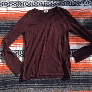Old Navy Maroon Sweater Size Medium